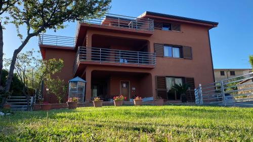Belvedere Marittimo Bed & Breakfast | Relax at B&B La Torre: Poolside Retreat with Top Ratings
