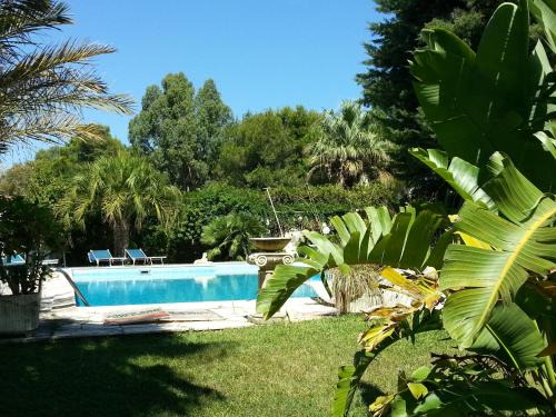 Giorgilorio Bed & Breakfast | Top-Rated B&B Le Amazzoni with Pool & Kitchen Access