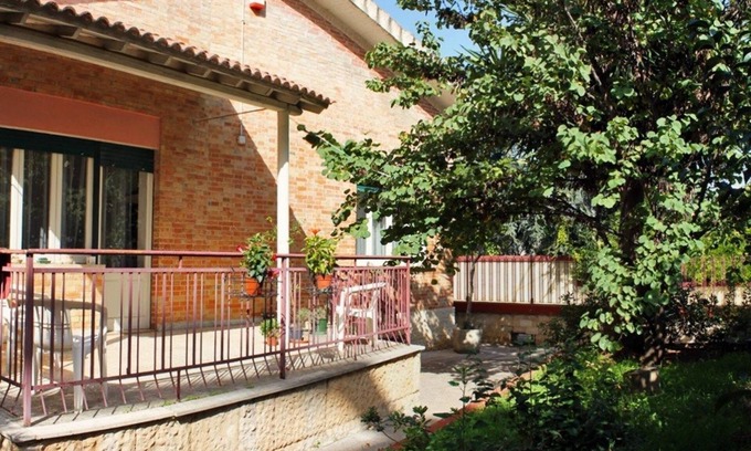 Sannicandro di Bari Bed & Breakfast | Cozy B&B Le Chiocciole with Family-Friendly Amenities