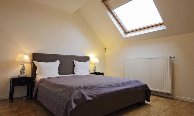 Postel Bed & Breakfast | Relax at B&B Le Lys d'or - Child-Friendly Retreat