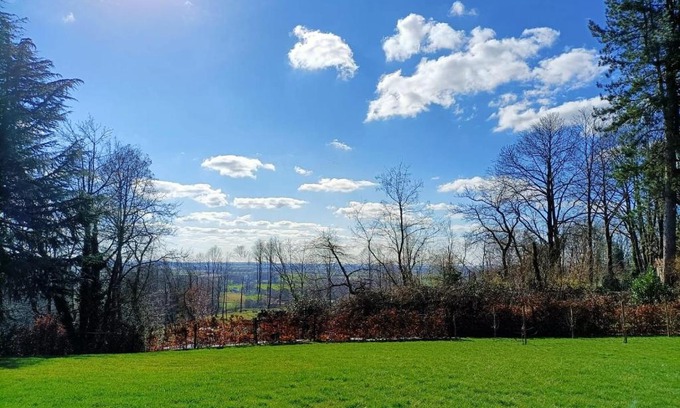 Orroir Bed & Breakfast | Guest Rated: B&B Le Reclus - Family-Friendly Getaway