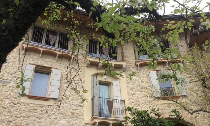 Clibbio Bed & Breakfast | Child-Friendly Retreat at B&B Locus Amoenus, Rated 9.5/10