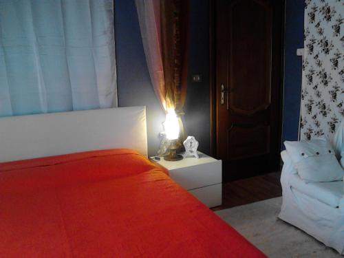 Govone Bed & Breakfast | Discover B&B Ma Maison: Family-Friendly with Pool & Dining