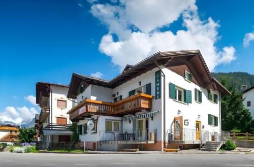 Auronzo di Cadore Bed & Breakfast | Discover B&B Meublè Giustina: Family-Friendly Retreat