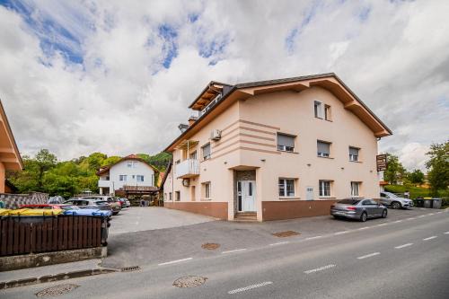 Ljubljana Bed & Breakfast | Discover B&B Bizeljčan Rooms Ljubljana - Pet Friendly Comfort