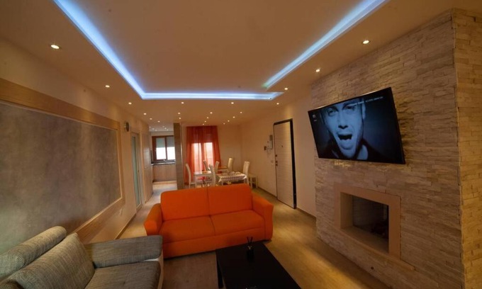 Taranto Apartment | Pet-Friendly B&B Miramare Taranto with Oceanfront Views