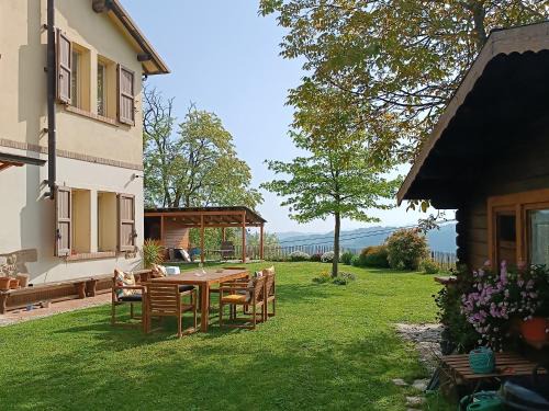 Livergnano House | Guest Favorite: B&B Monte Adone with Family-Friendly Dining