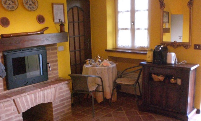 Cortazzone Bed & Breakfast | Inviting B&B NATURISTA Raggio di sole with Pool & Hot Tub