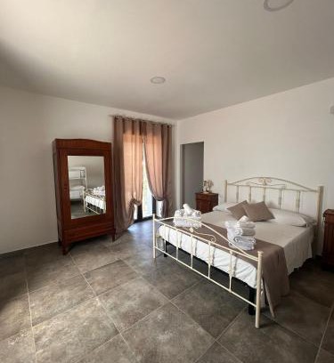 Laureana Cilento Bed & Breakfast | Guest Rated 10/10: B&B Nonno Armando with Breakfast & Dining