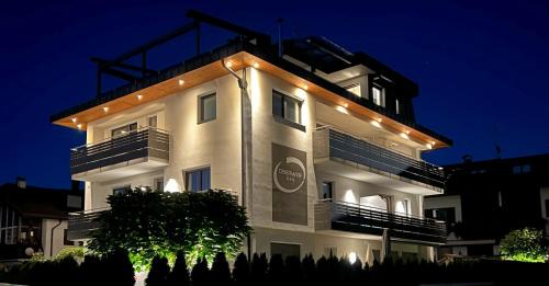 Riscone Bed & Breakfast | Oceanfront B&B Obermair - Guest Rated 9.7 with Breakfast