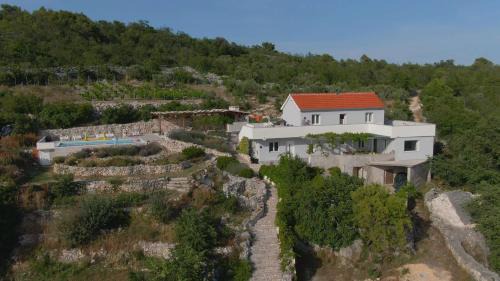 Blizna Donja Bed & Breakfast | Discover B&B On The Rocks: Guest Rated 9.4 with Pool & Kitchen