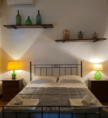 Squinzano Bed & Breakfast | Elegantly Designed Palazzo Giordano Rooms with Breakfast