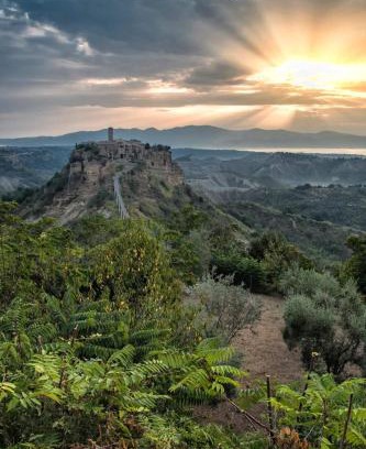 Lubriano Bed & Breakfast | Pet-Friendly Retreat at B&B Pantarei - Rated 9/10