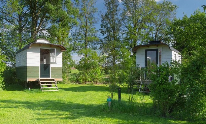 Winterswijk - Meddo Bed & Breakfast | Relax at B&B Pipowagen "het Wellnesst" with Pool & Spa