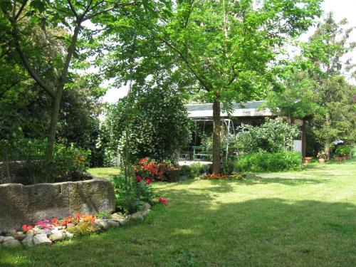 Massa Castello Bed & Breakfast | Cozy B&B Prisca: Oceanfront Retreat with Pool & Hot Tub