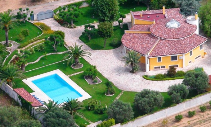 Cavallino Bed & Breakfast | QuattroStelle B&B: Pet Friendly with Oceanfront Views