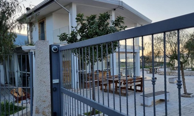 Cagnano Varano Bed & Breakfast | Beachfront B&b San Michele with Ocean Views & Pet-Friendly Stays