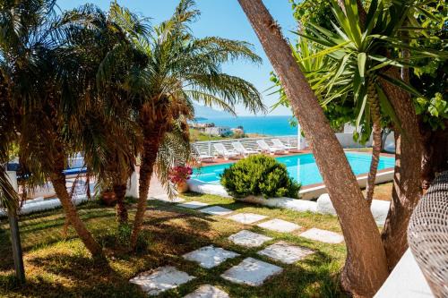 Castellammare del Golfo Bed & Breakfast | Discover B&B Scacciapensieri: Pet-Friendly with Ocean Views