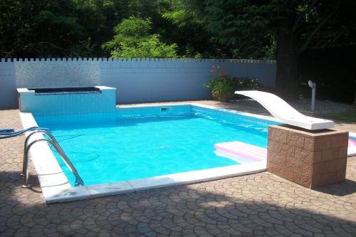 Busto Arsizio Bed & Breakfast | Cozy B&B SouthItaly: Oceanfront Stay with Pool & Pet Welcome