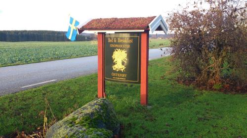 Eslov Bed & Breakfast | Cozy B&B Ströprodukter: Family-Friendly with Breakfast & Hot Tub