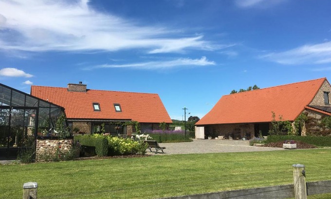 Dranouter Bed & Breakfast | Pet-Friendly B&B Ter Douve: 10/10 Guest Rating Awaits