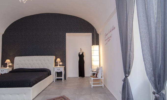 Roman Quarter Bed & Breakfast | Stylish B&B Torino Très Chic: Rated 9.6, Breakfast Included