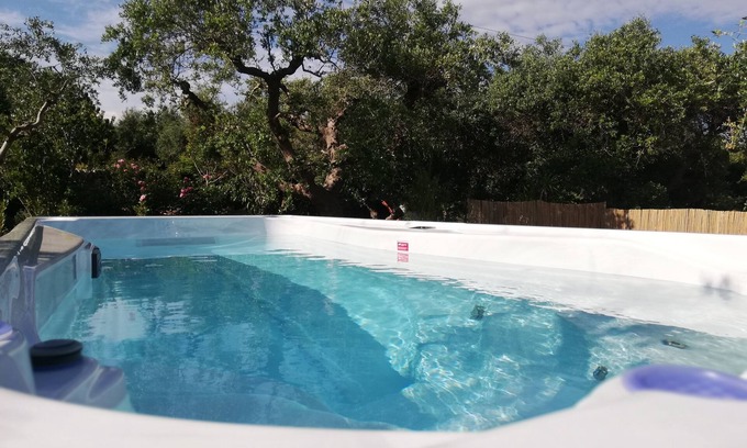 L'Assunta Bed & Breakfast | Eco-Friendly B&B Trullo Casa Rosa with Pool & Spa Amenities