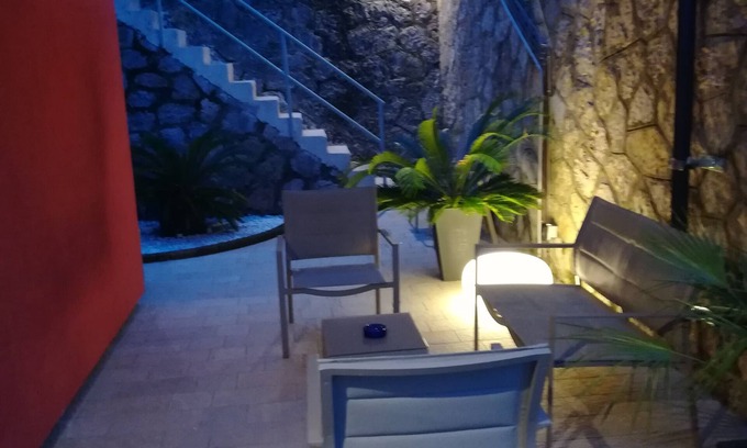 La Spezia House | Guest Rated B&B Via delle 5 Terre with Spa & Restaurant