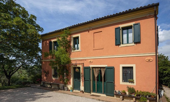 Monte San Vito Bed & Breakfast | Pet-Friendly Getaway at B&B Viadelcampo - Rated 9/10!