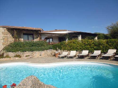 Arzachena Bed & Breakfast | Experience B&B Villa Aurora: Oceanfront Getaway, 9.7/10