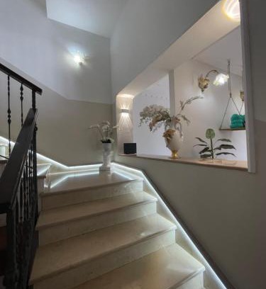 Scafati Bed & Breakfast | Relax at B&B Villa Diamante: Oceanfront, Pool & Pet Friendly
