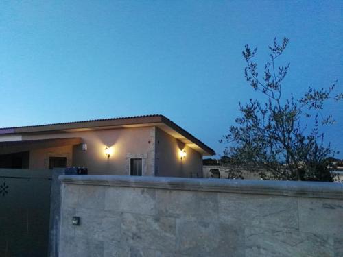 Taranto Bed & Breakfast | Cozy B&B Villa Venere with Private Beach and Ocean View