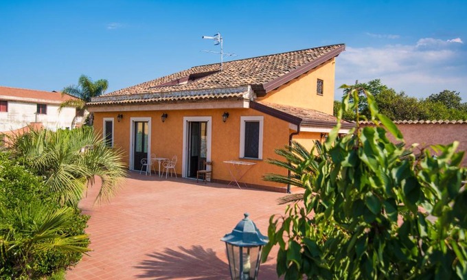 Piedimonte Etneo Bed & Breakfast | Guest Rated 10/10: B&B Villagata, Pet-Friendly Retreat