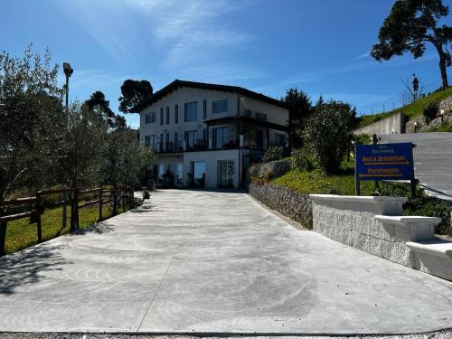 Francavilla al Mare Bed & Breakfast | Guest Favorite B&B Villamarea with Breakfast & Hot Tub