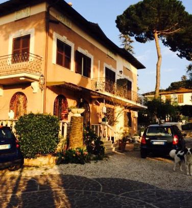 Marino Bed & Breakfast | Comfortable B&B Vittoria Colonna with Hot Tub & Breakfast