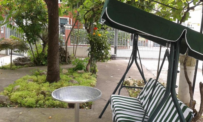 Arcella Bed & Breakfast | Budget-Friendly Stay at B&B William with Breakfast Included
