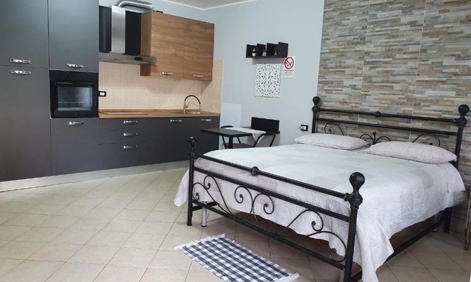 Castellanza Apartment | Discover B e B House: Pet-Friendly Retreat with Great Ratings