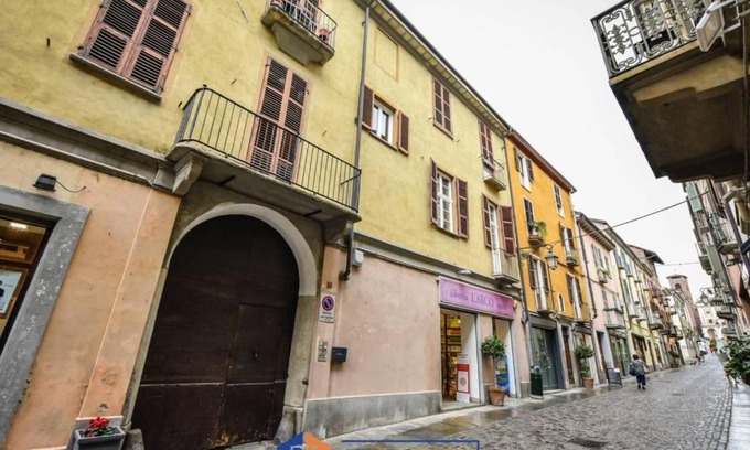 Moncalieri Apartment | Family-Friendly Stay at B e b: Ideal for Travelers