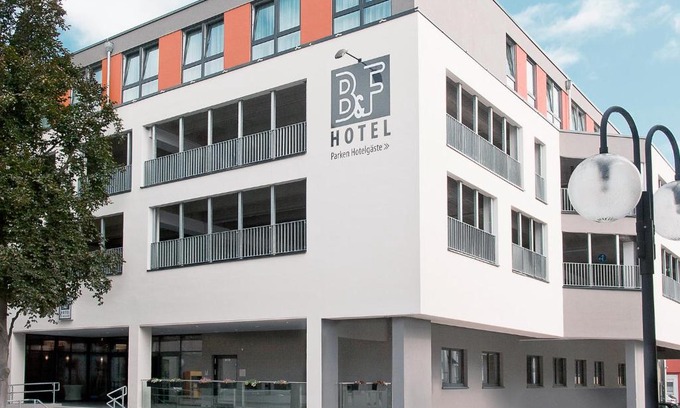 Bad Hersfeld Hotel | Discover Comfort at B&F Hotel am Neumarkt, Pet Friendly Stay