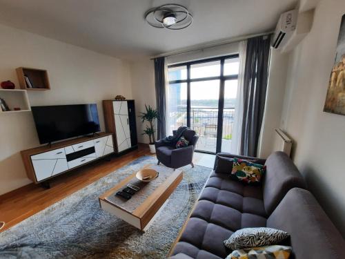 Sarajevska Apartment | Prime B-G Waterfront Apartment: Guest Rated 9.9/10!