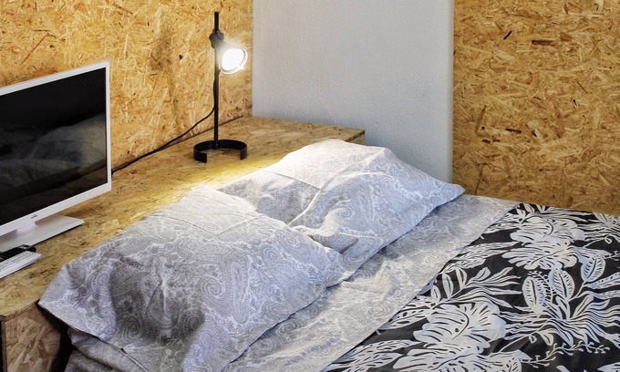Santarem House | Cozy B Home: Central Santarém with Spa & Breakfast