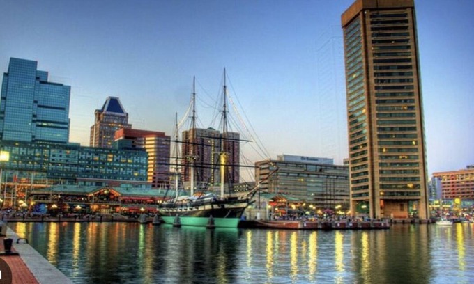 Baltimore Condo | Pet-Friendly 2Br Condo for a Peaceful Getaway Near Attractions