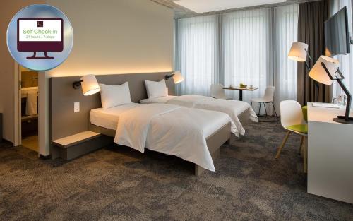 Landquart Hotel | Family-Friendly b_smart motel Landquart with Great Reviews