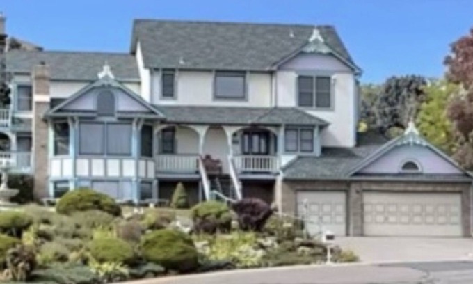 Lamar Heights Area Apartment | Bright One-Bedroom Apartment with Family-Friendly Amenities