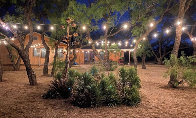 Abilene House | Family Retreat at B-Well Rafter J Lodge - Rated 9.8/10!