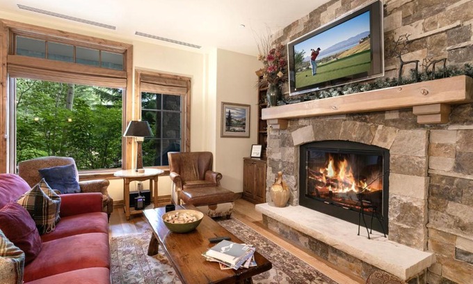 Avon Apartment | Experience B107 Beaver Creek Landing: 4-Star Comfort & Amenities