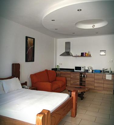 Shanzu Apartment | Cozy B12 Cowrie Beach Studio with Oceanfront Amenities