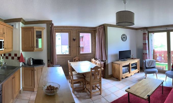 Prapoutel Apartment | Spacious B205: 58 m² Apartment with Family-Friendly Amenities