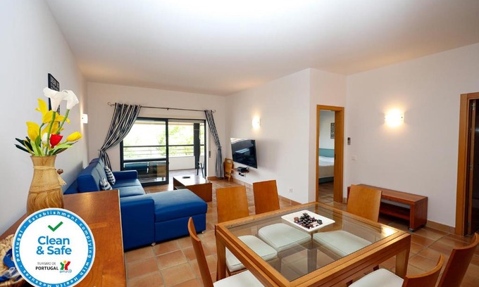 Telheiro Apartment | Discover B39 - Marina Hill Apartment with Pool & Top Ratings