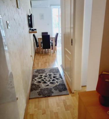 Babilonija Apartment | Exceptional B4 Hotel: Child-Friendly with Perfect Ratings!